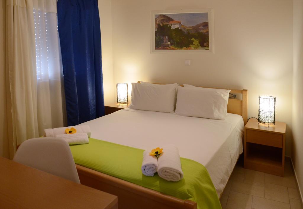 Jenny Apartment Gaios Bilik gambar